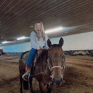 Meet your Posher, Savannah